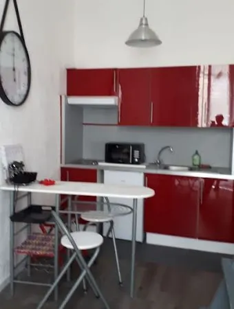 Studio 1 pièce 28 m²