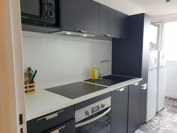 Appartement 1 pièce 85 m²