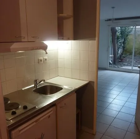 Studio 1 pièce 27 m²