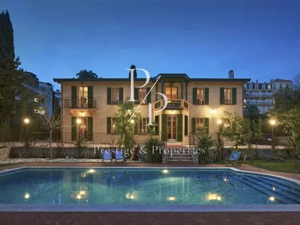 A vendre - Propriété historique à pied du centre et des plages - Cannes forville