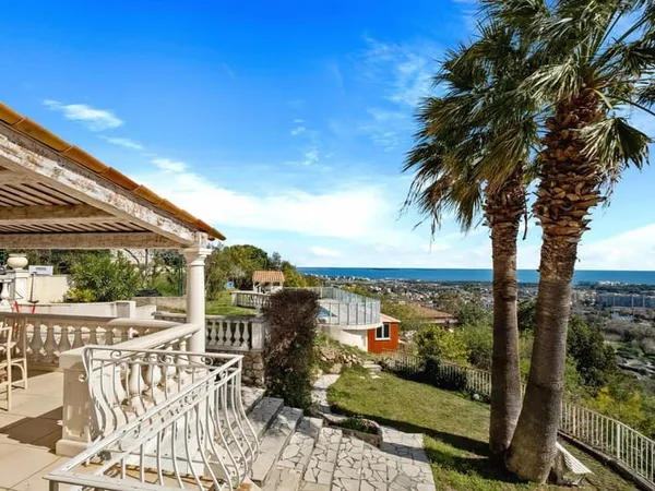 Vente 2 villas à Mandelieu