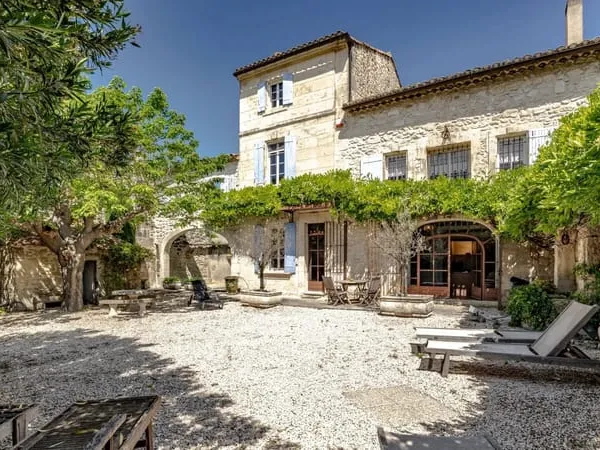Achat : Maison Fontvieille (13990)