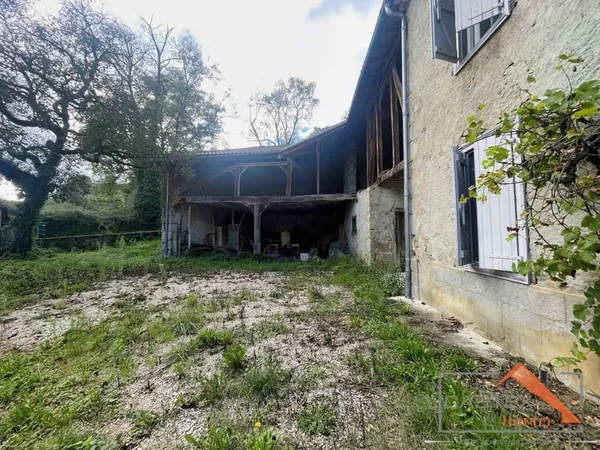 Maison de village rénovée T5 150 m² Dépendance Terrain env. 2 900 m² Proche Aspet (31160)