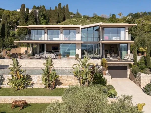 Aux portes de Cannes - Villa d'architecte neuve avec vue mer panoramique