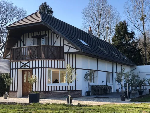 Domaine d'exception avec salle de réception, cuisine, spa et chambres équipées salle de bain