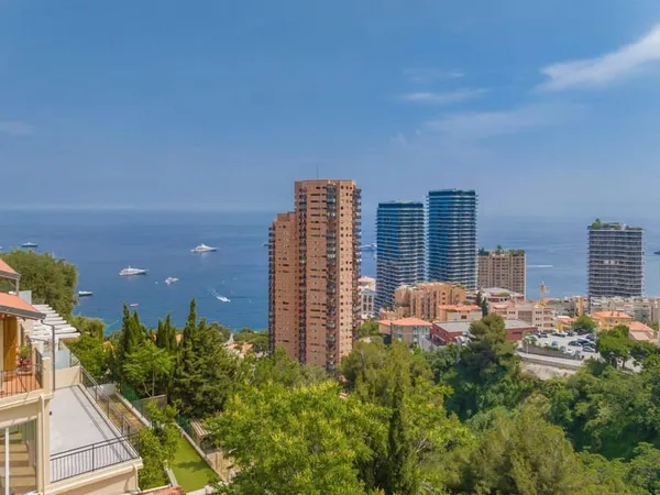 Roquebrune-Cap-Martin - Duplex 4 pièces d'exception avec vue mer, à proximité de Monaco et des plage