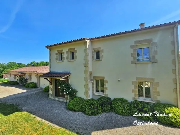 Maison 7 pièces 5 chambres avec gîte au calme