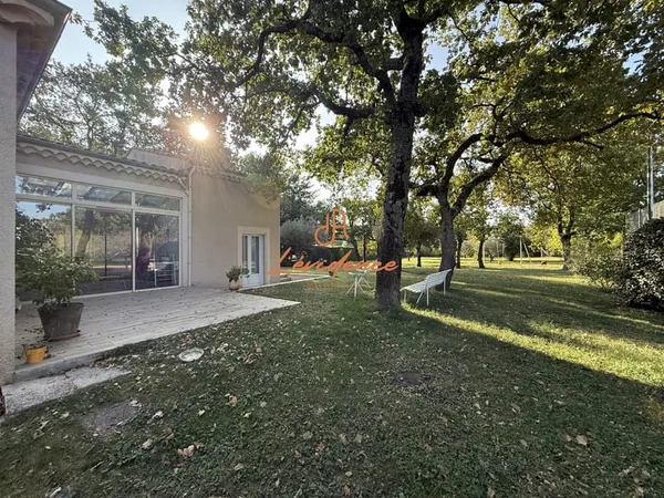 Maison au calme avec parc