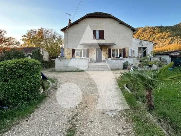 Maison Anglars Juillac 7 pièce(s) 150m2 