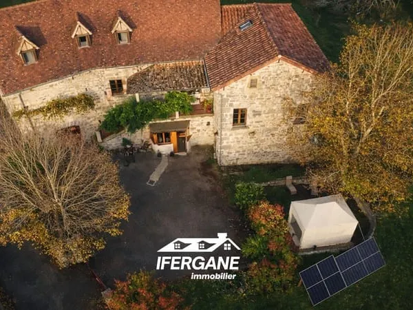 Superbe maison de village en pierre 