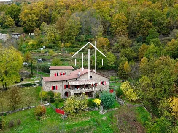 Ensemble immobilier 