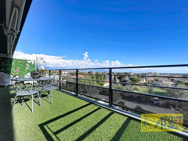 Magnifique Appartement avec Terrasse Filante et Prestations Haut de Gamme 