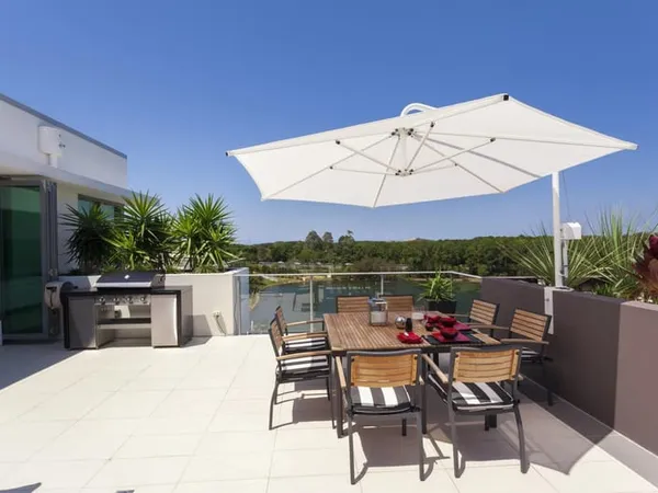 Beau Duplex T4 En Dernier Etage Avec Terrasse Rare Sur Puteaux Proche Toutes Commodites 