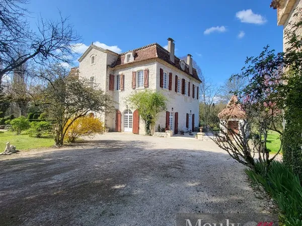 Demeure De Charme En Quercy Blanc 