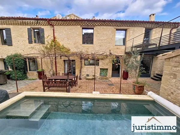Maison de village de charme 196m2 - Roquemaure 30150 