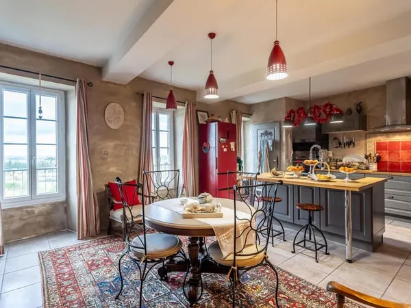 Maison de village avec jardin 