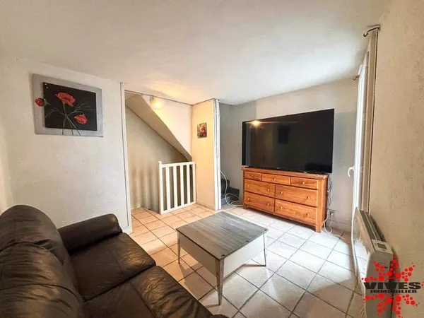 Charmante petite maison de village à vendre Idéale investisseur ou 1er achat Servian (34) 