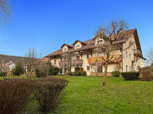 Appartement à vendre 3 pièces Grilly (01) - Duplex T3 - 69m2 avec balcon et parking privatif