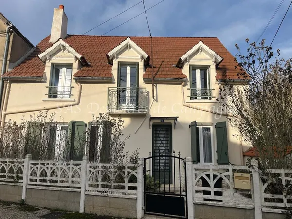 Charmante maison de 1870 à proximité de Sancerre 