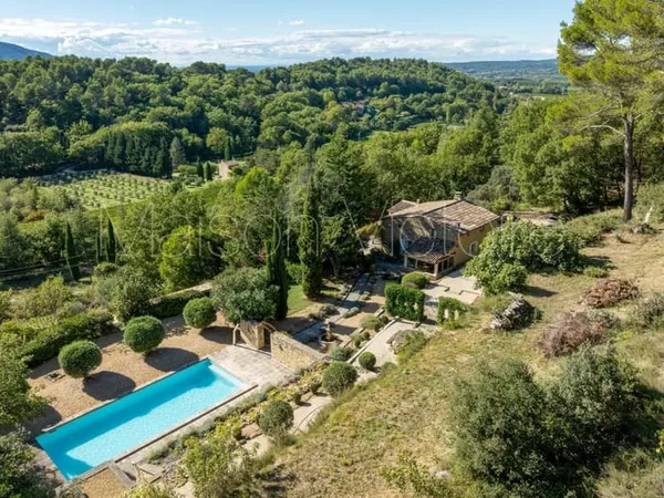 Vente maison - 7 pièce(s) 