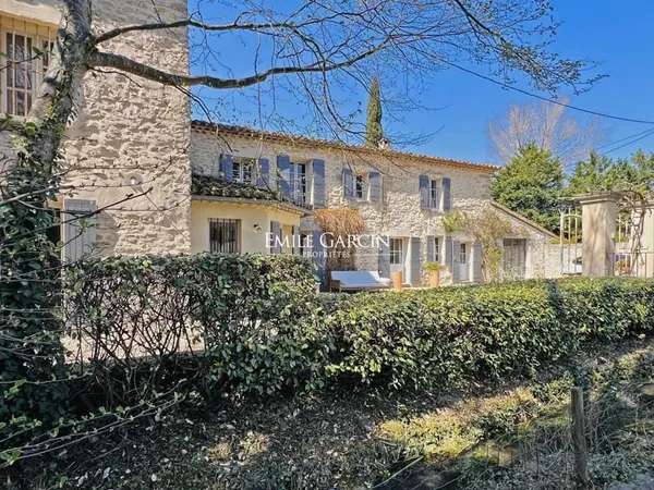 A vendre - Mas de hameau - Proche de L'Isle-sur-la-Sorgue 