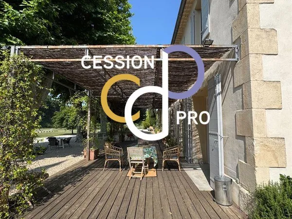 Magnifique Mas A Vendre Entre Les Alpilles Et Avignon 