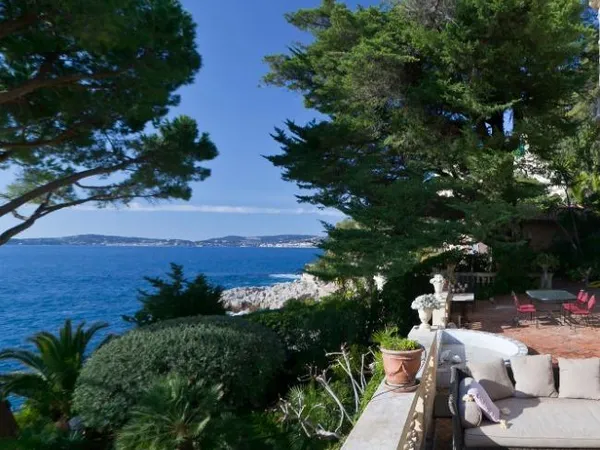 2 Villas De Prestige 400 M² + 300 M² A 2Kms De Monaco 