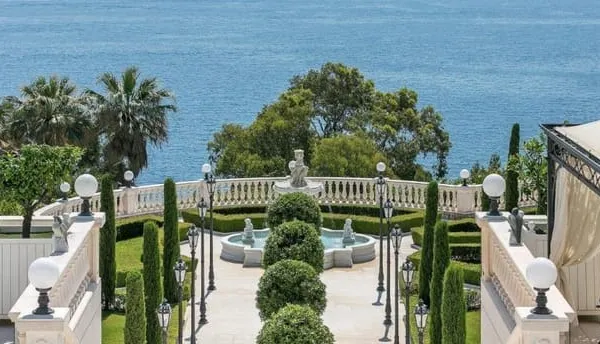 Sumptuous Classic Estate Super Cannes 
