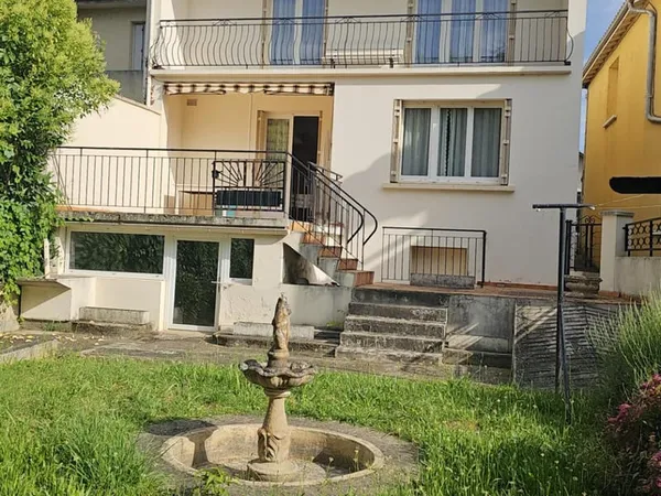 Maison de village à acheter 5 chambres à Monsempron-Libos 