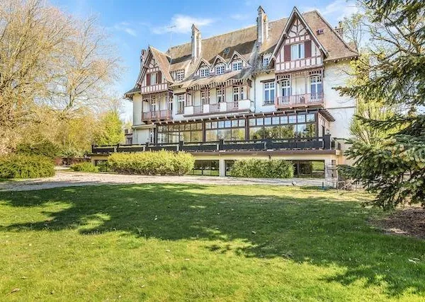 Manoir Avec Activitã 