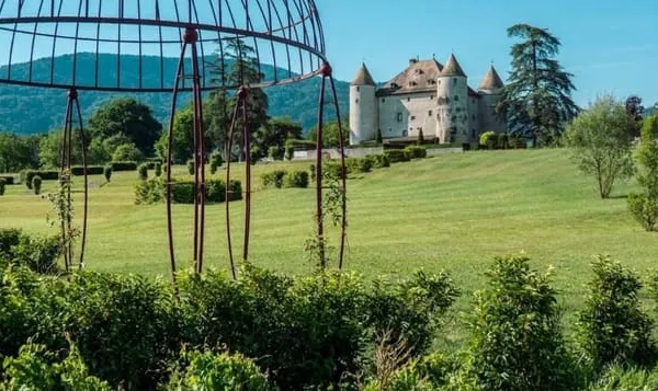Chateau Classe Proche Geneve 