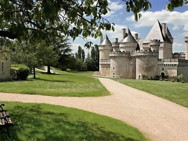 Chateau Du Xvâ° Siecle 