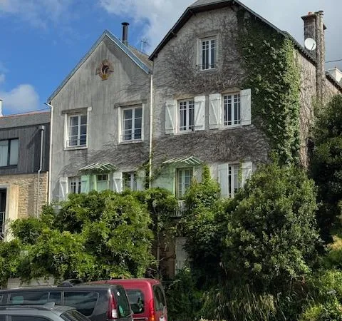 Le Bono - Rare Appartement Vue Sur La Riviere A Renover 