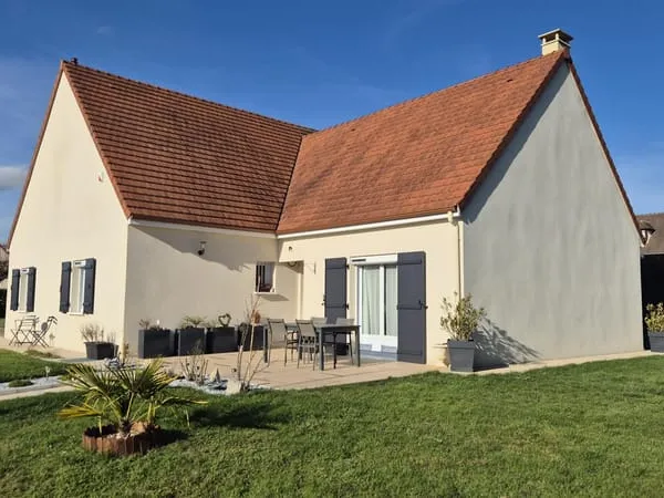 Maison 5 pièces 120m2, terrain 1025 M2 