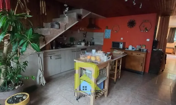 Maison de ville avec jardin et garage sur Bédarieux 