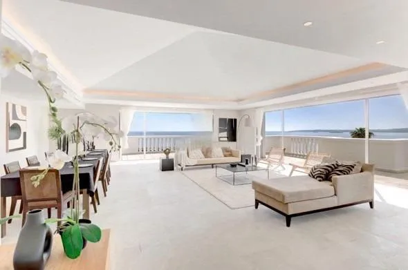 Penthouse A Cannes 