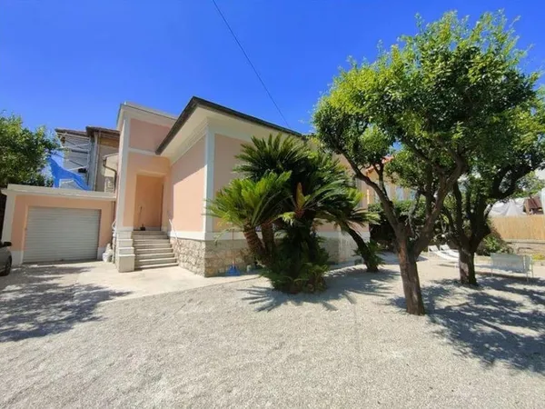 Nice - Quartier Ferber - Maison individuelle 