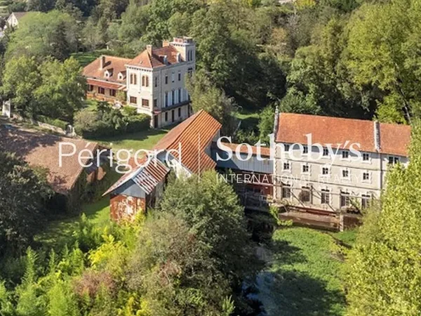 Propriété Xix avec Manoir, moulin à eau et maison d'amis 