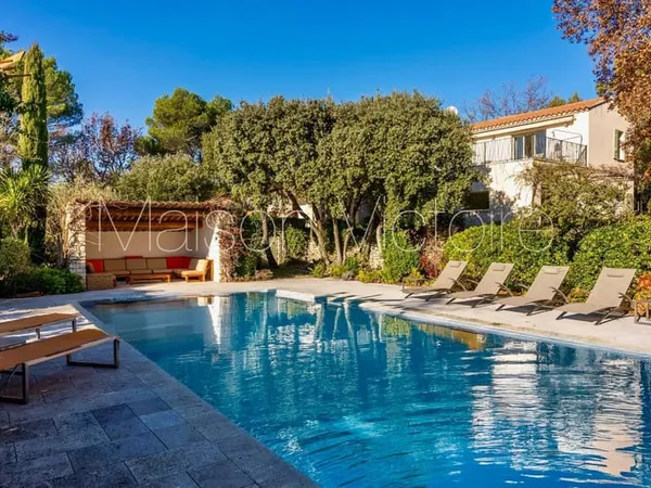 Vente maison - 7 pièce(s) 