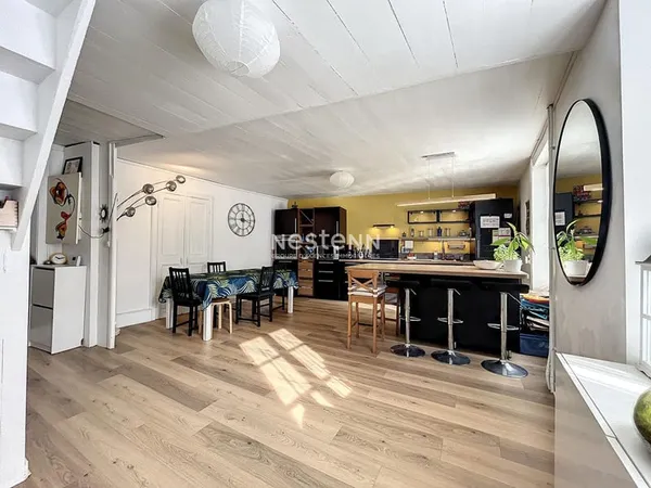 Maison de ville de 114 m², 3 chambres et local commercial sur Quimperlé 