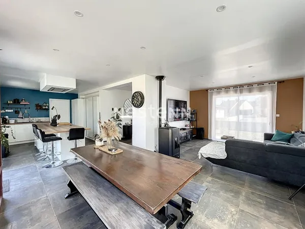 Belle maison contemporaine à Quimperlé, les commodités à pied ! 