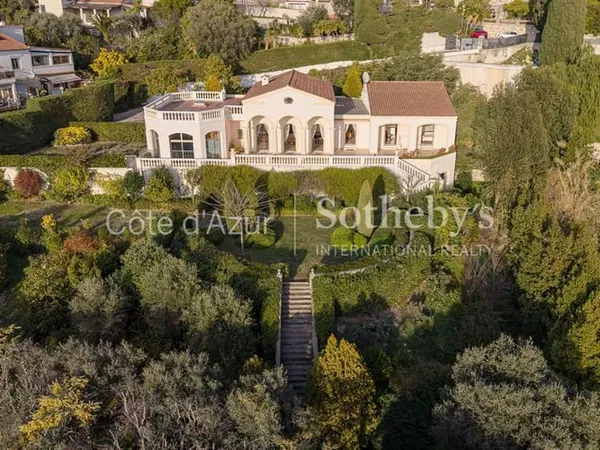 Villa d'exception avec vue mer panoramique à Nice, quartier de l 