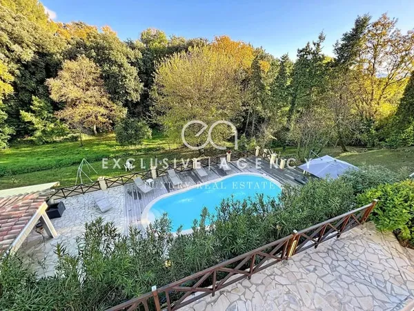 Villa 6 Pièces 233m² Piscine Pool house 