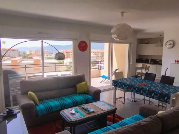 Bel appartement T4 de 86 m2 au coeur de Propriano 