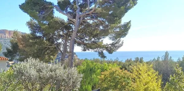 Villa contemporaine avec vue mer spectaculaire - Cassis