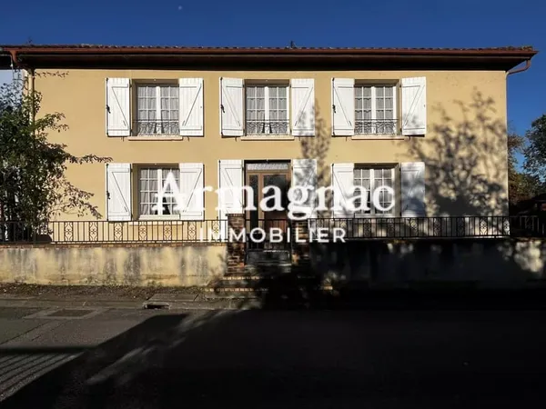 Maison gasconne avec jardin 