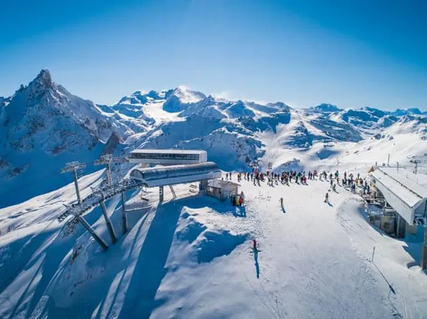Une vitrine au coeur de Courchevel 1850 