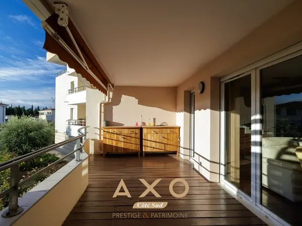 Aix En Provence - Appartement - T4 - Ascenseur - Terrasse - Parking - Boxe - 440 000 