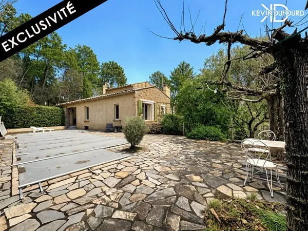 Maison de 200M² sur un terrain de 1500m² à Ucel 