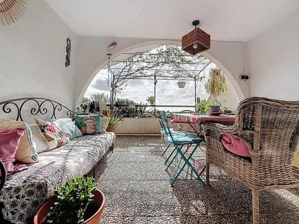 Nice Gairaut - Beau 5 pièces familial, lumineux et traversant au sein d'une résidence verdoyante 